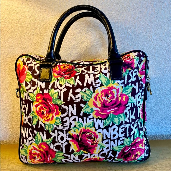 Betsey Johnson Laptop Handbag with Shoulder Strap, rose graffiti print - Picture 2 of 10
